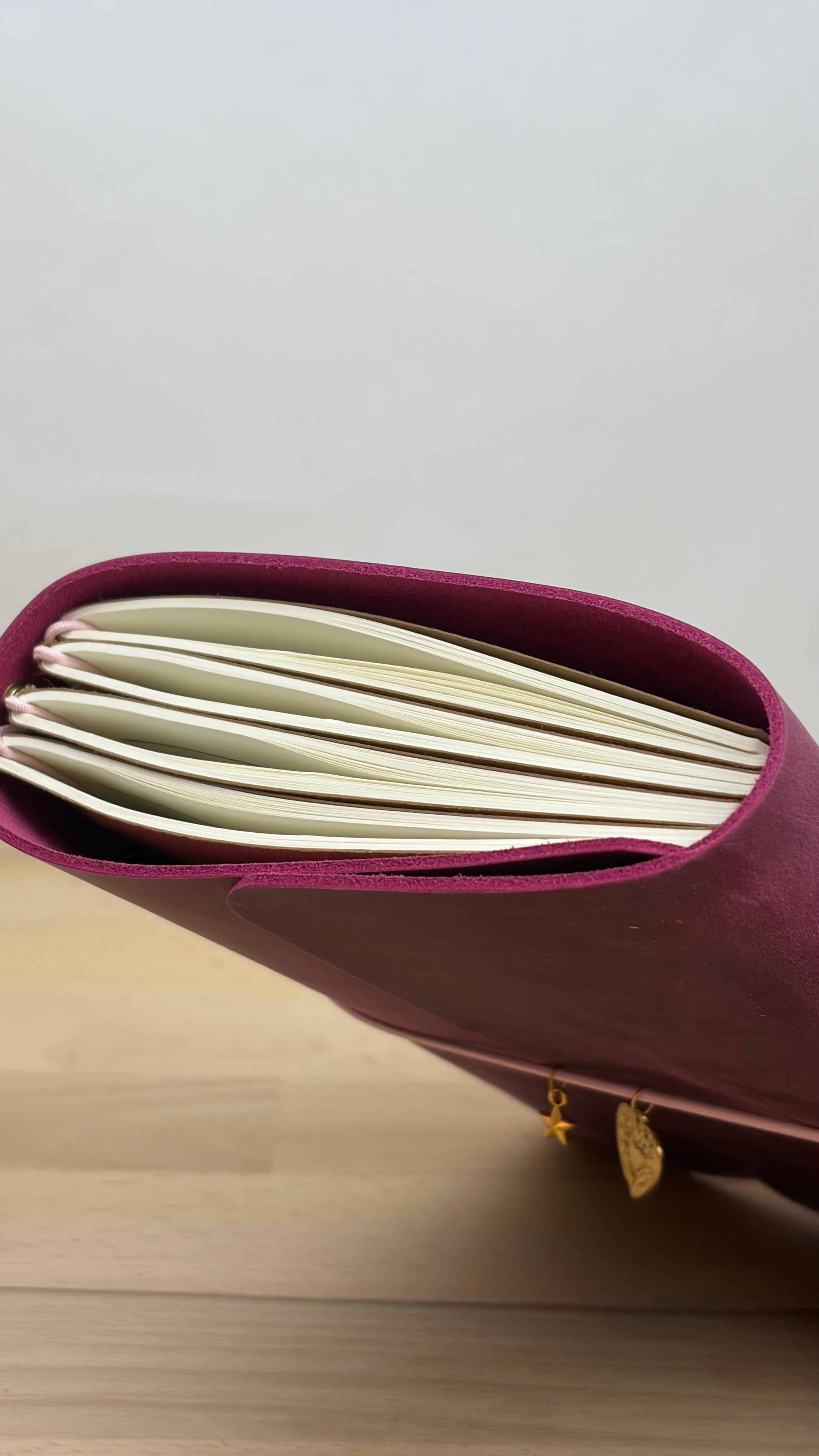 A5 Echtleder Journal Cover | Magenta