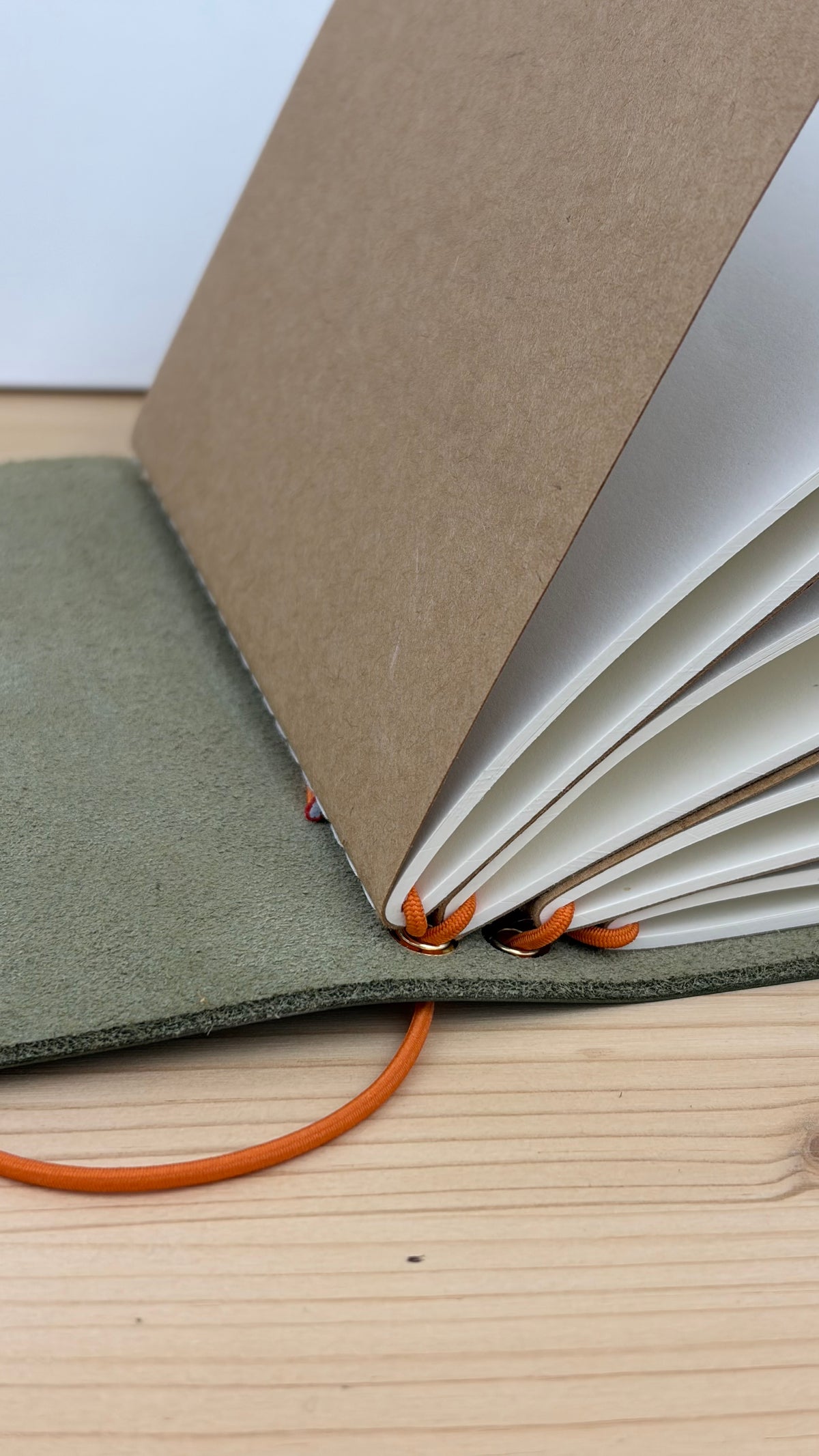 A6 Echtleder Journal Cover | Olivegrün