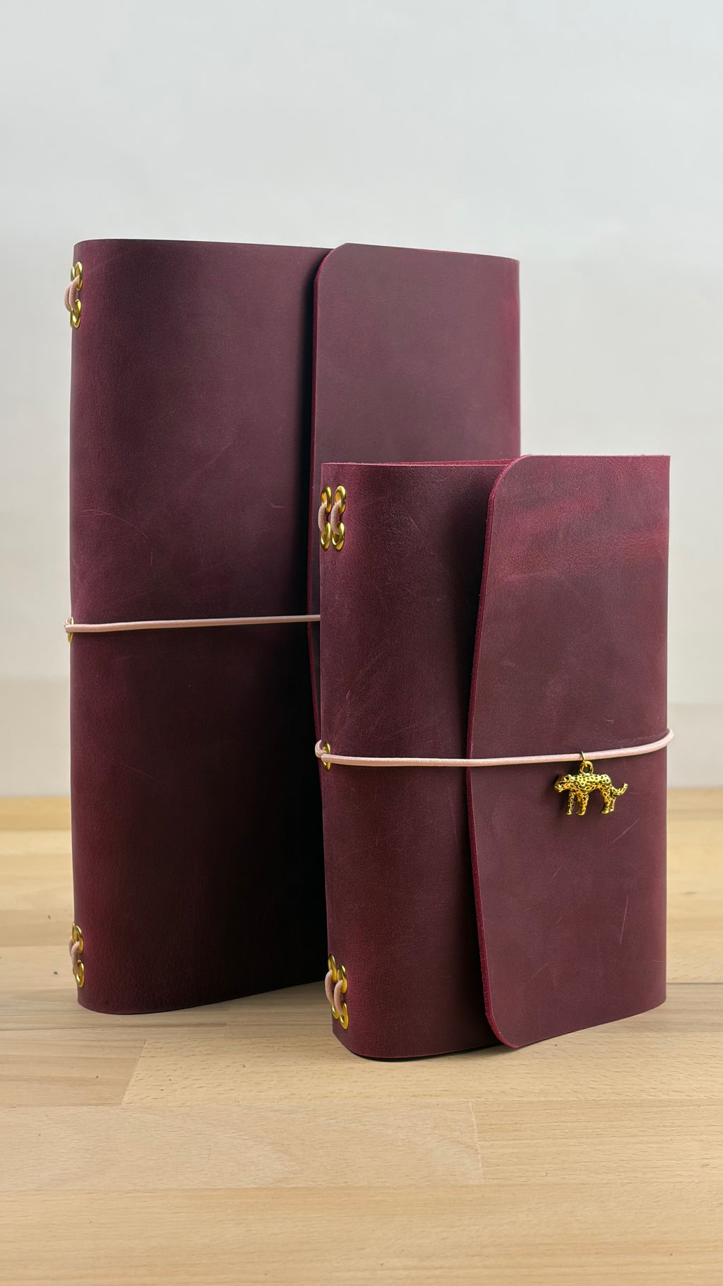 A6 Echtleder Journal Cover | Magenta
